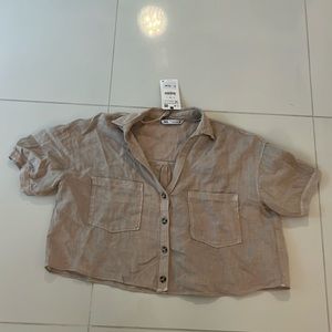 Zara Cropped Linen Button Down Shirt in tan beige , sz M